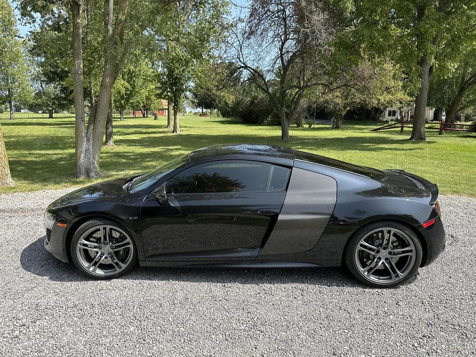 2010 Audi 42 R8 - Image 14 of 31