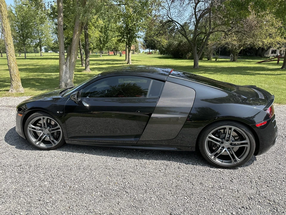 2010 Audi 42 R8 - Image 13 of 31