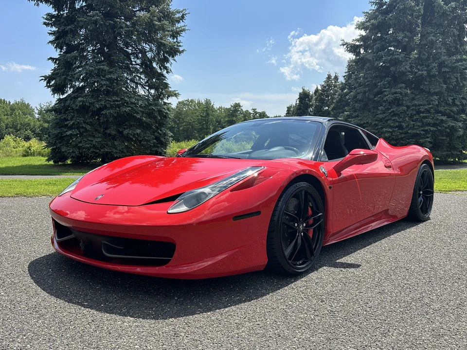 2011 Ferrari 458 Italia - Image 4 of 31