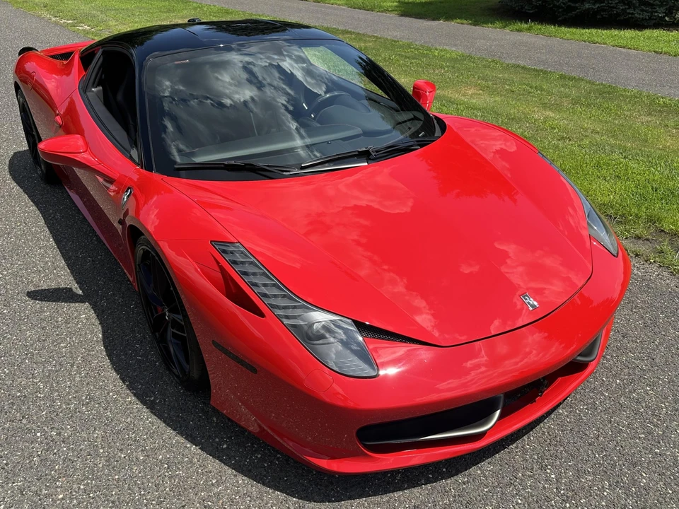 2011 Ferrari 458 Italia - Image 12 of 31
