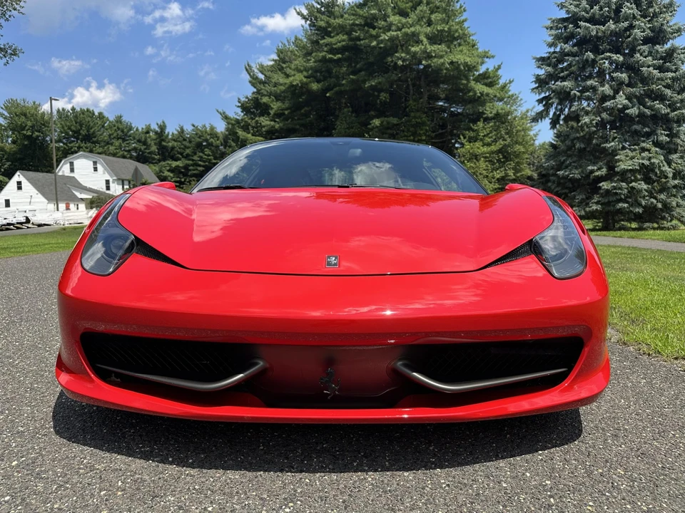 2011 Ferrari 458 Italia - Image 11 of 31