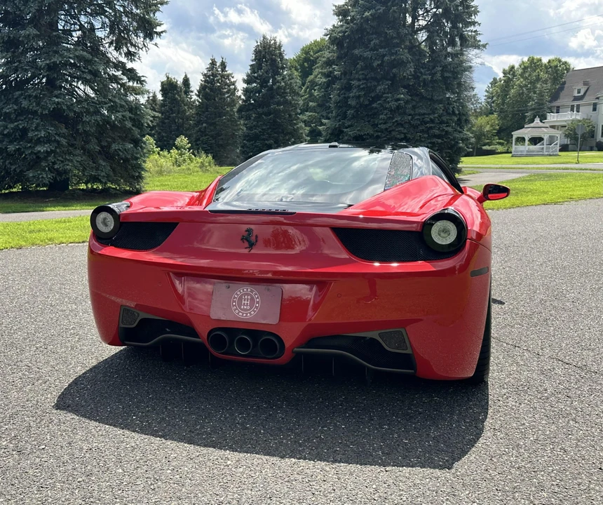2011 Ferrari 458 Italia - Image 24 of 31