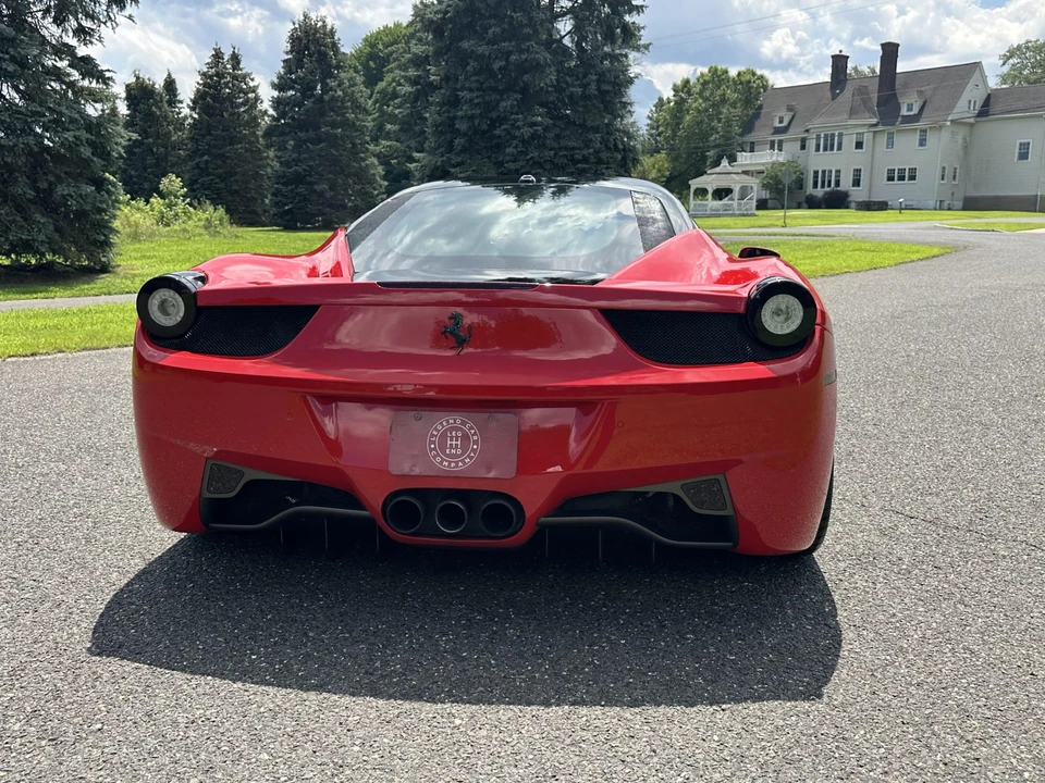 2011 Ferrari 458 Italia - Image 25 of 31