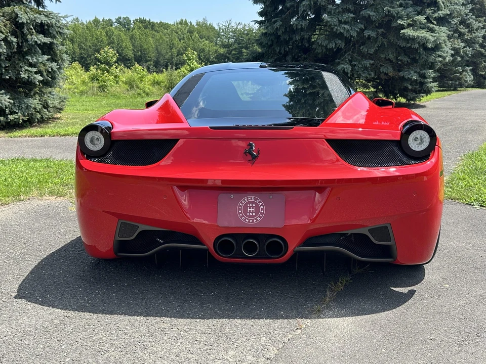 2011 Ferrari 458 Italia - Image 28 of 31