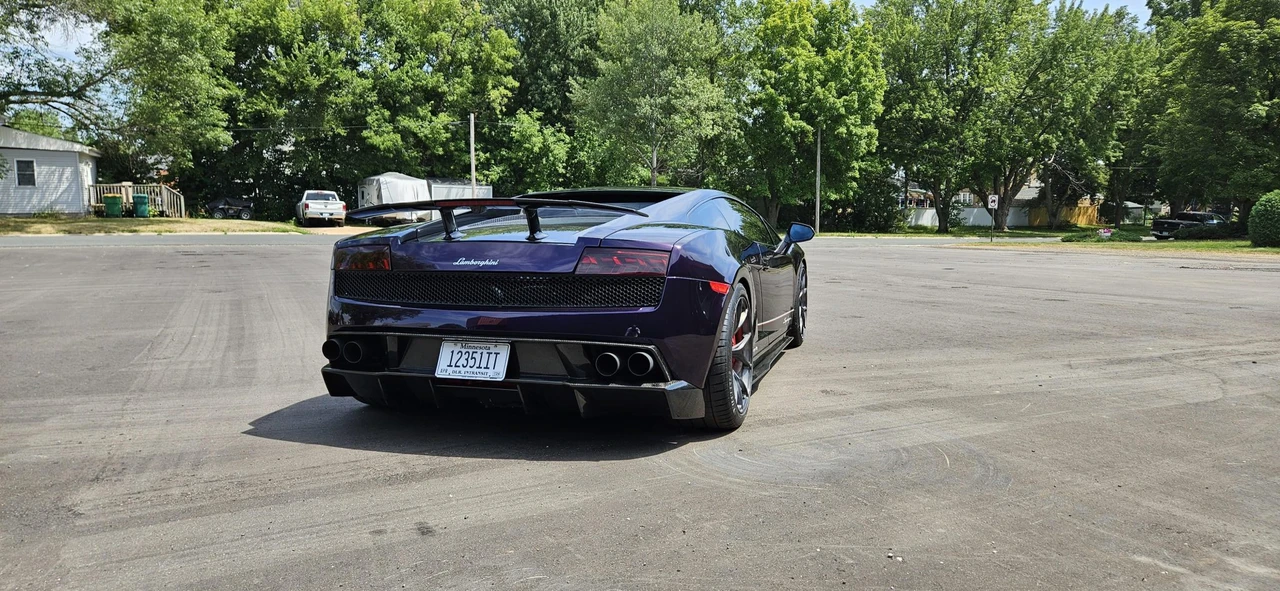 2011 Lamborghini Gallardo LP570-4 Superleggera - Image 30 of 31