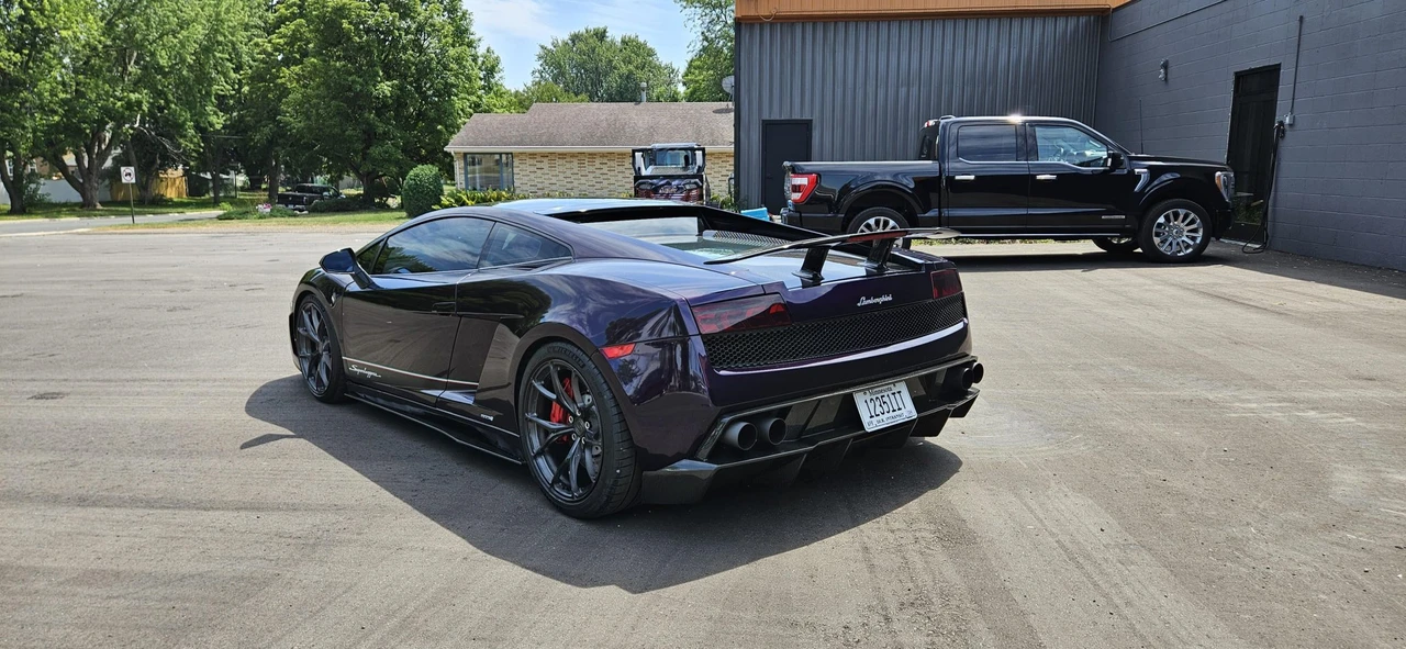 2011 Lamborghini Gallardo LP570-4 Superleggera - Image 27 of 31