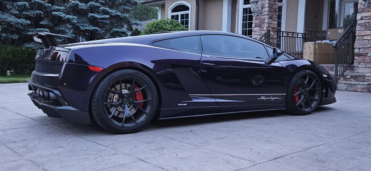2011 Lamborghini Gallardo LP570-4 Superleggera - Image 13 of 31