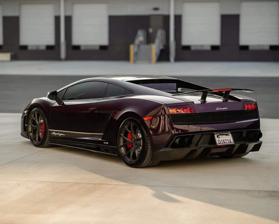 2011 Lamborghini Gallardo LP570-4 Superleggera - Image 7 of 31
