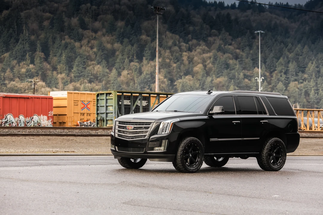2015 Cadillac Escalade 4th Gen - Image 21 of 31