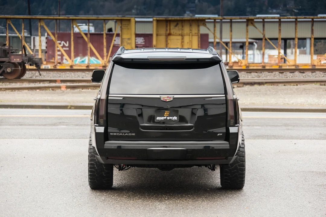 2015 Cadillac Escalade 4th Gen - Image 14 of 31