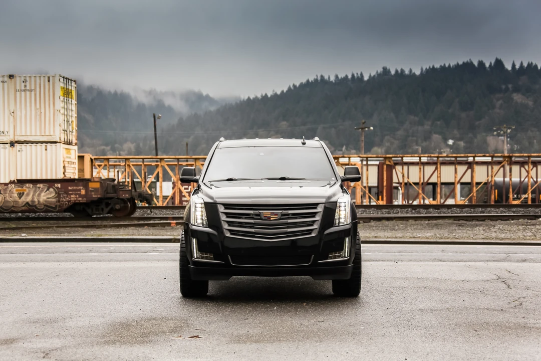 2015 Cadillac Escalade 4th Gen - Image 10 of 31