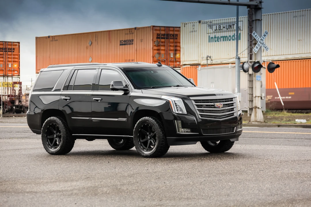 2015 Cadillac Escalade 4th Gen - Image 22 of 31