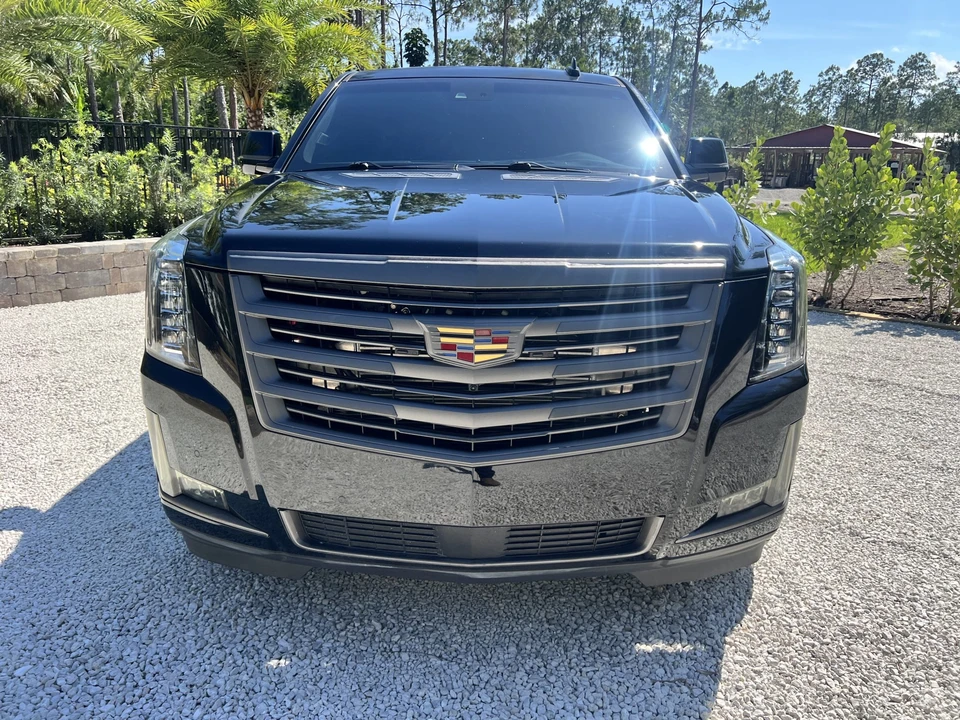 2015 Cadillac Escalade 4th Gen - Image 15 of 31