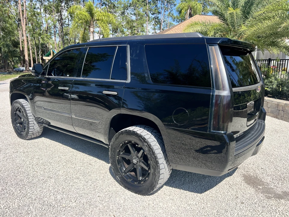 2015 Cadillac Escalade 4th Gen - Image 5 of 31