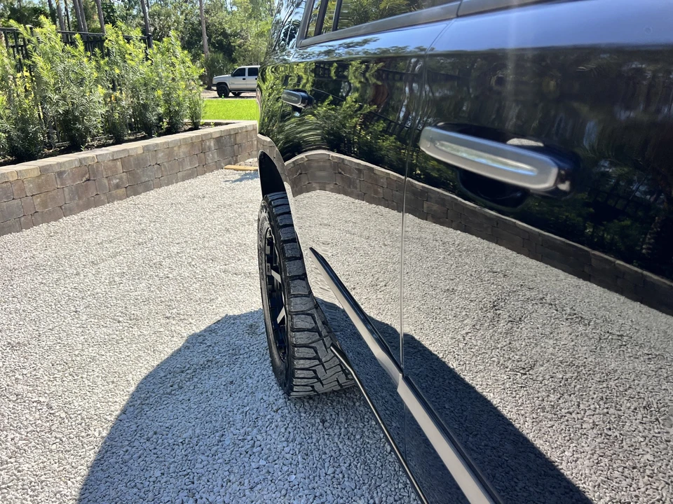 2015 Cadillac Escalade 4th Gen - Image 28 of 31