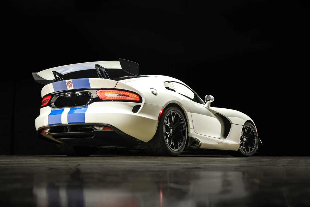 2015 Dodge Viper 5th Gen - Image 18 of 31