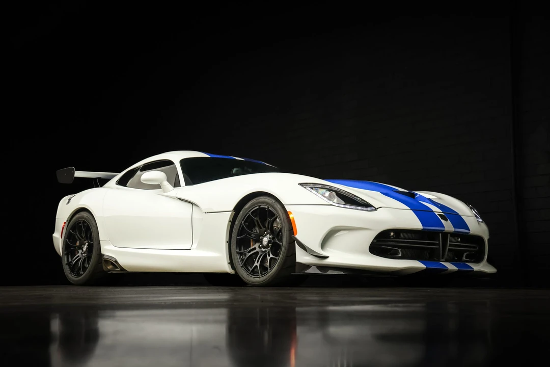 2015 Dodge Viper 5th Gen - Image 10 of 31