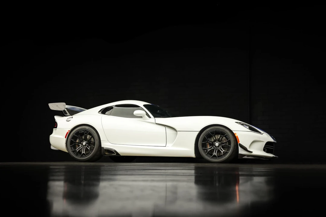 2015 Dodge Viper 5th Gen - Image 12 of 31