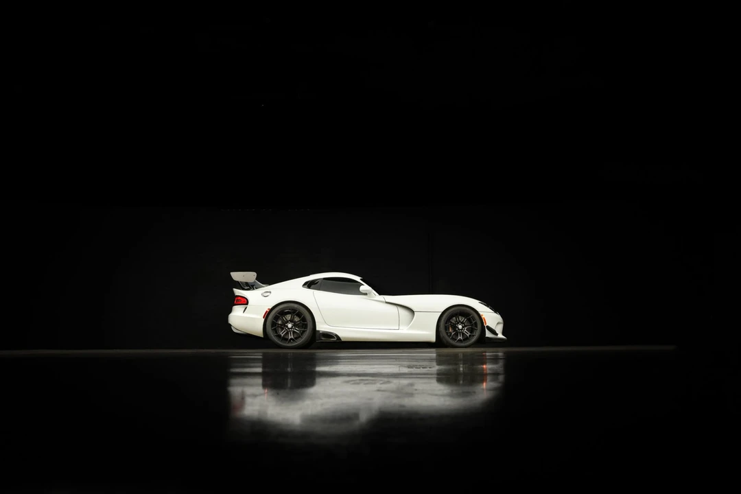2015 Dodge Viper 5th Gen - Image 14 of 31
