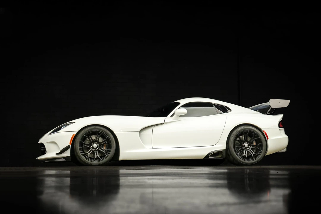 2015 Dodge Viper 5th Gen - Image 28 of 31