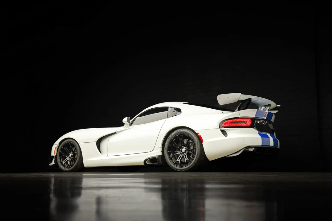 2015 Dodge Viper 5th Gen - Image 24 of 31