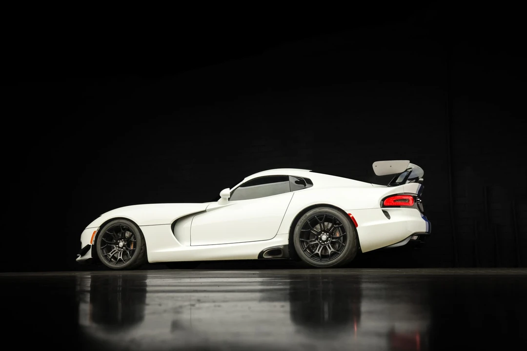 2015 Dodge Viper 5th Gen - Image 25 of 31