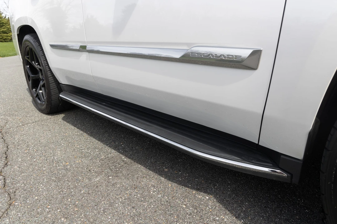 2016 Cadillac Escalade 4th Gen - Image 27 of 31