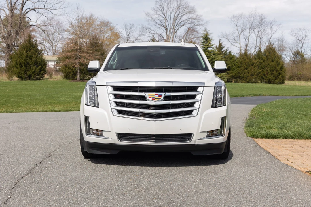 2016 Cadillac Escalade 4th Gen - Image 3 of 31