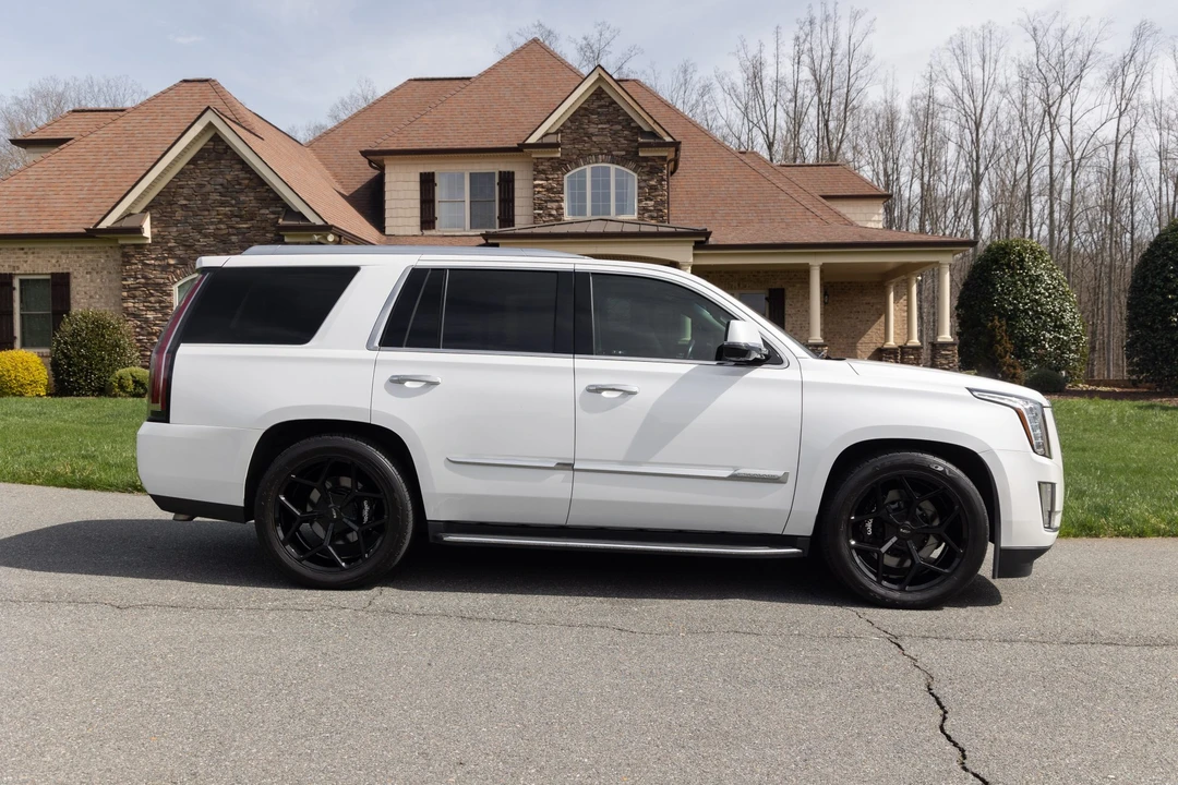 2016 Cadillac Escalade 4th Gen - Image 8 of 31