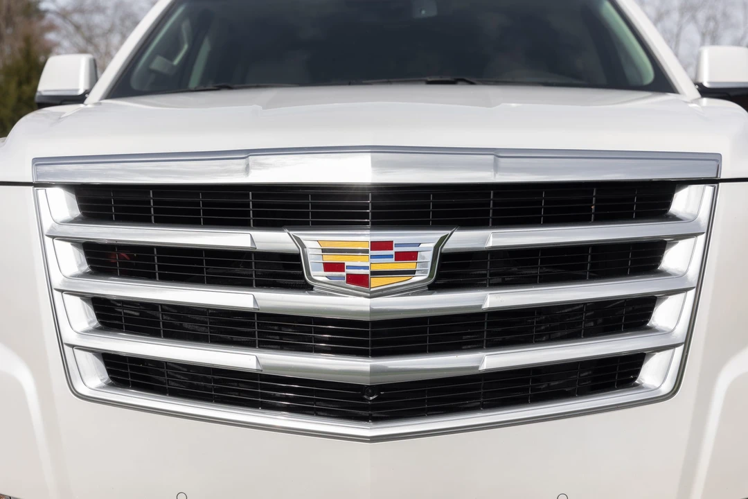 2016 Cadillac Escalade 4th Gen - Image 16 of 31