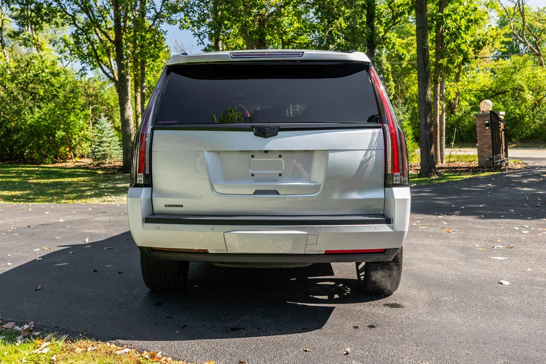 2016 Cadillac Escalade 4th Gen - Image 5 of 31