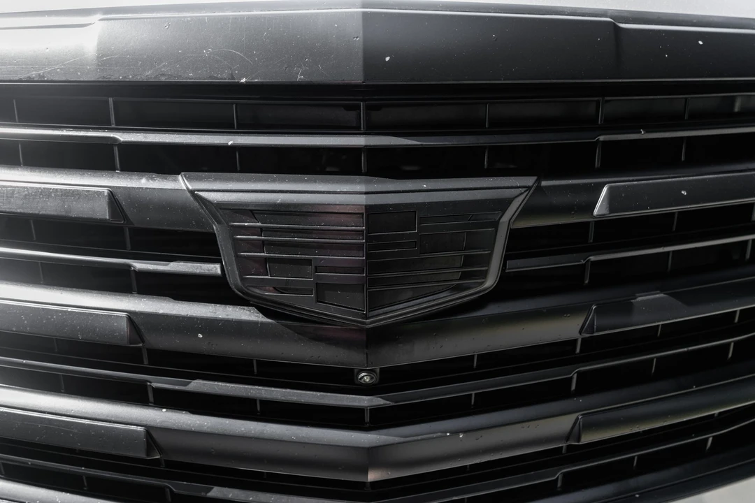 2016 Cadillac Escalade 4th Gen - Image 14 of 31