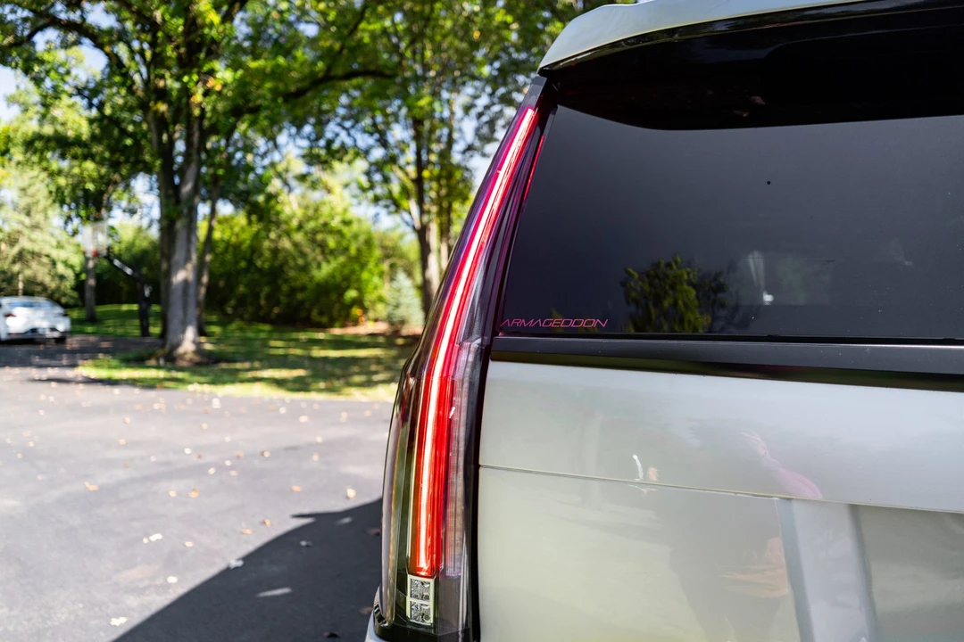 2016 Cadillac Escalade 4th Gen - Image 24 of 31