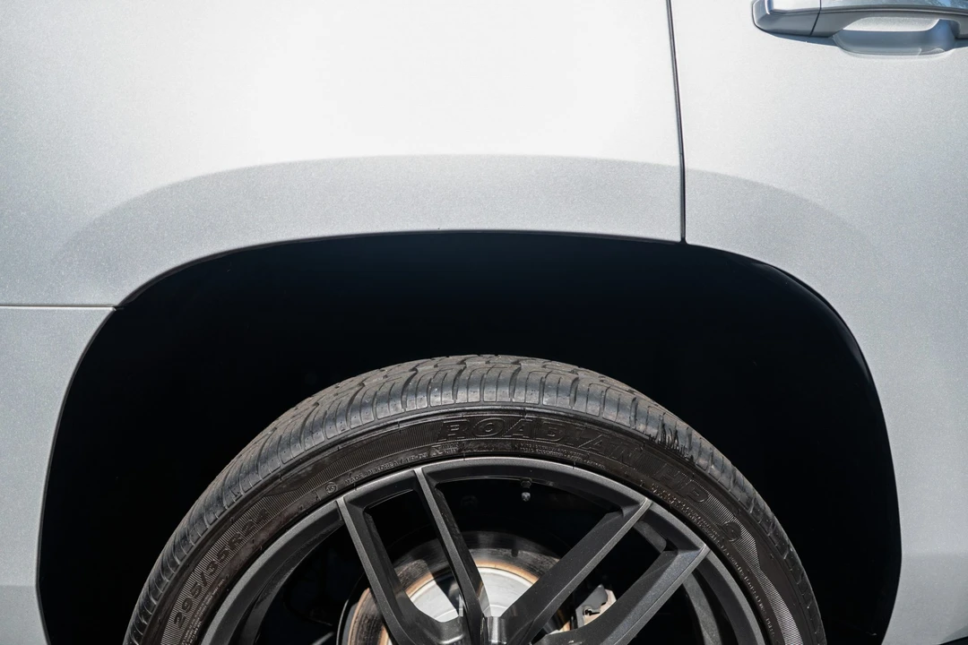 2016 Cadillac Escalade 4th Gen - Image 29 of 31