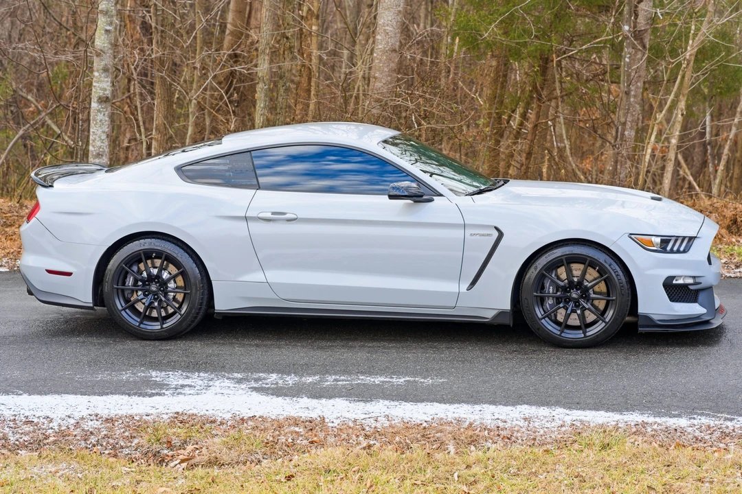 2016 Ford S550 Shelby Mustang GT350 - Image 3 of 31