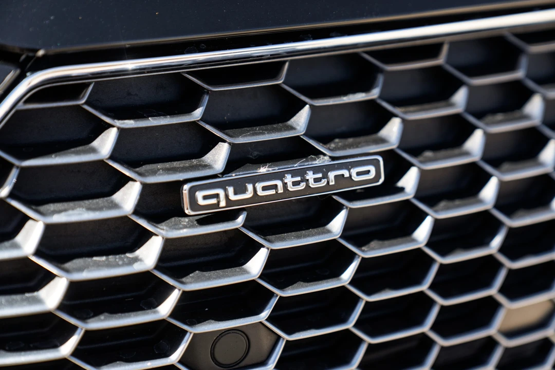 2017 Audi 4S R8 - Image 13 of 31