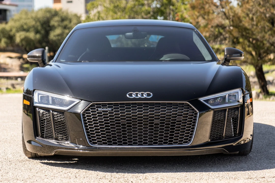 2017 Audi 4S R8 - Image 9 of 31