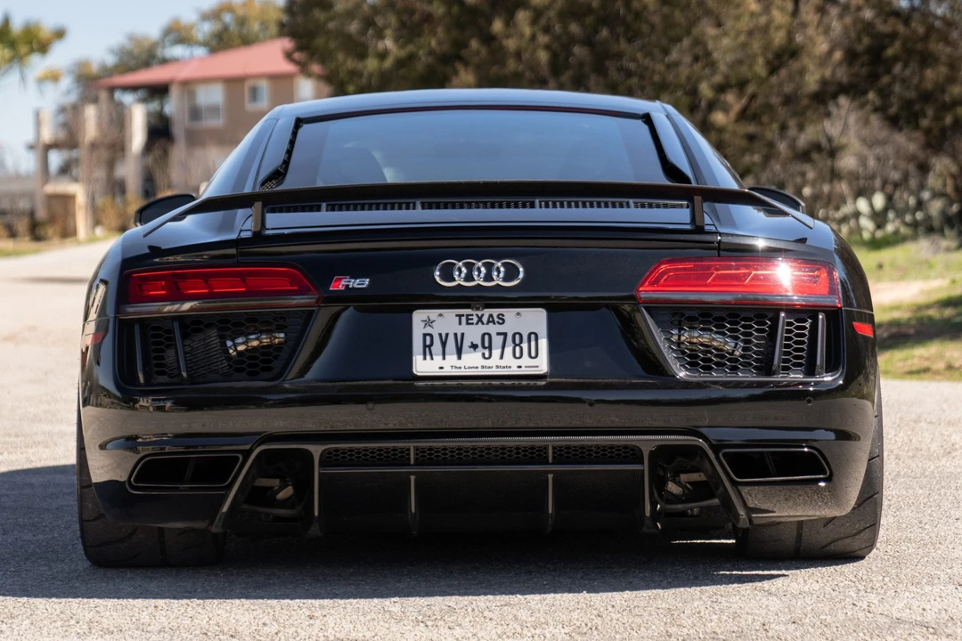 2017 Audi 4S R8 - Image 4 of 31