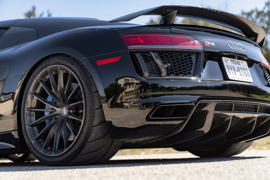 2017 Audi 4S R8 - Image 24 of 31