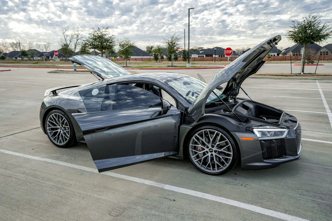 2017 Audi 4S R8 - Image 29 of 31
