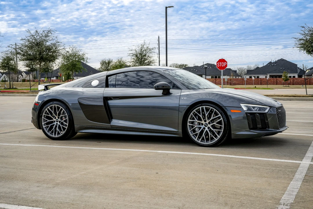 2017 Audi 4S R8 - Image 15 of 31