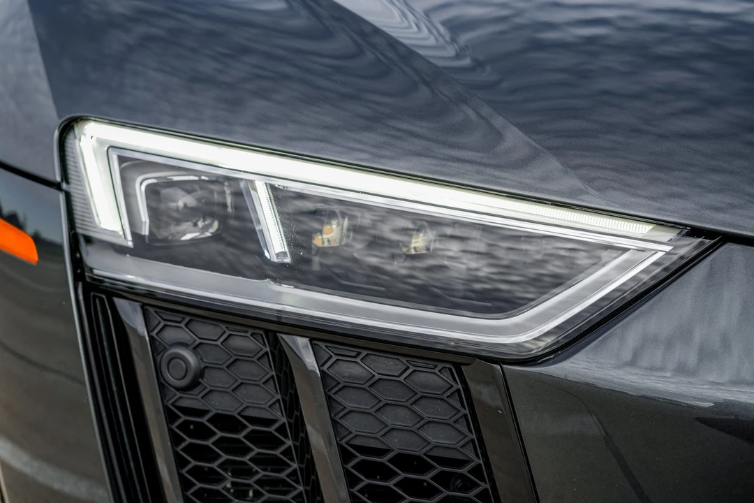 2017 Audi 4S R8 - Image 30 of 31