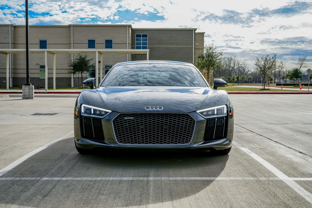 2017 Audi 4S R8 - Image 20 of 31