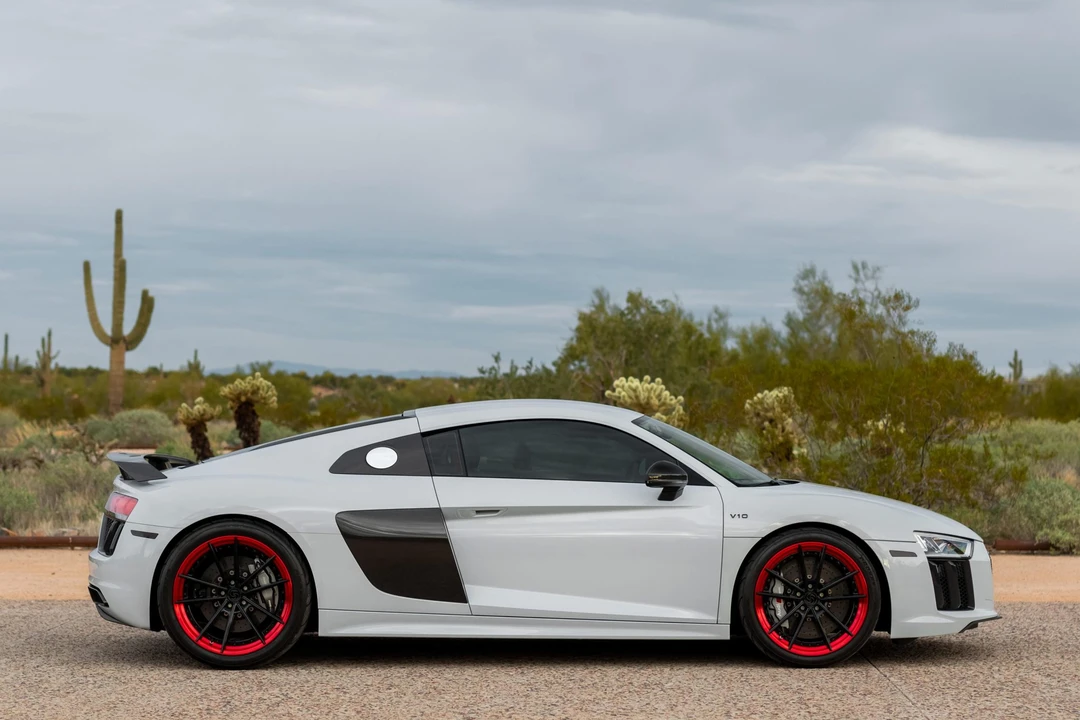 2017 Audi 4S R8 - Image 22 of 31
