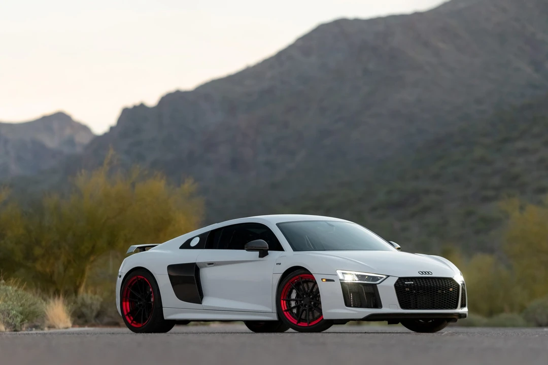 2017 Audi 4S R8 - Image 17 of 31