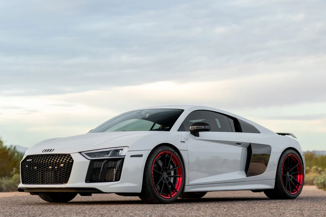 2017 Audi 4S R8 - Image 4 of 31