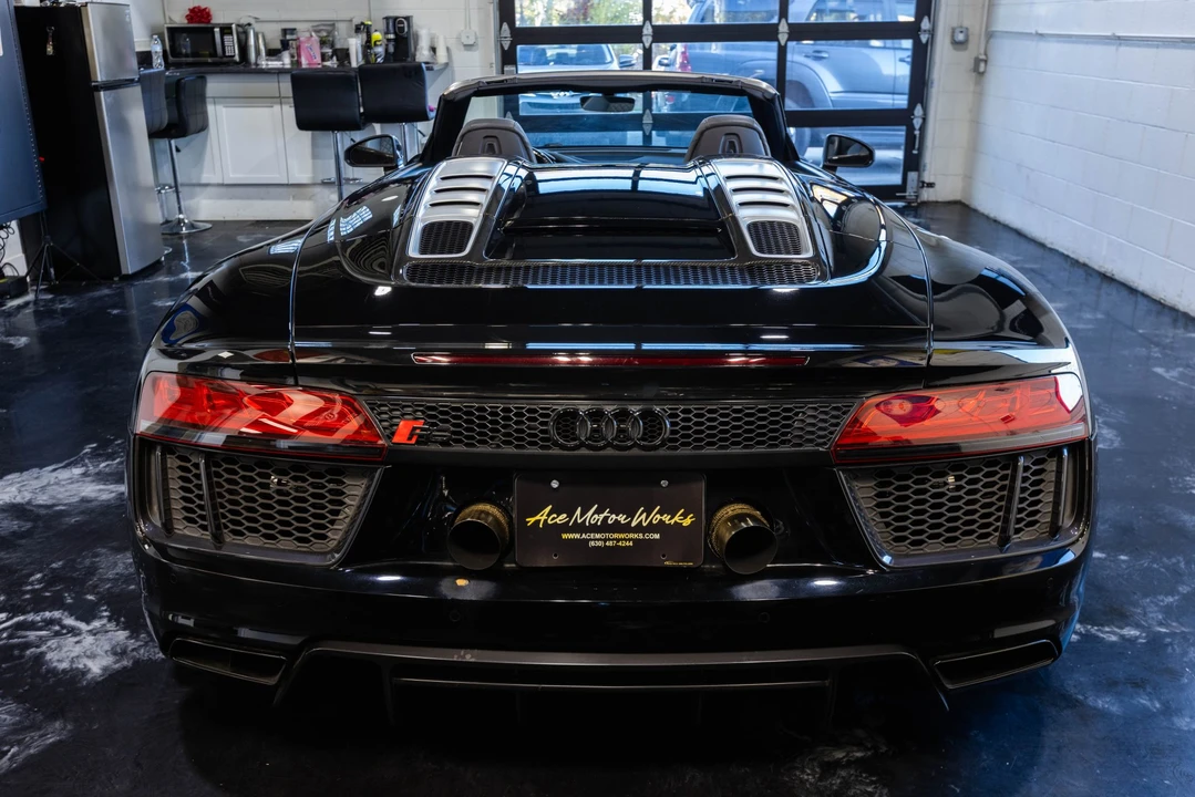 2017 Audi 4S R8 - Image 7 of 31