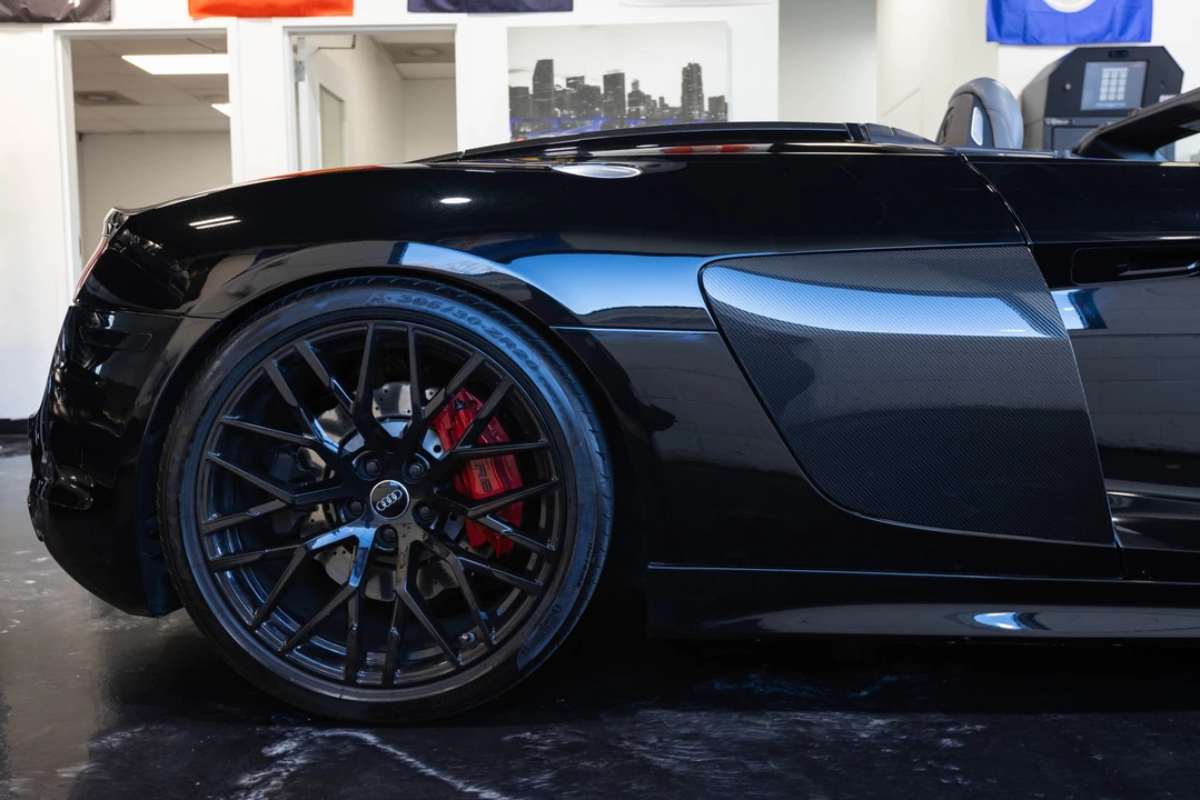 2017 Audi 4S R8 - Image 23 of 31