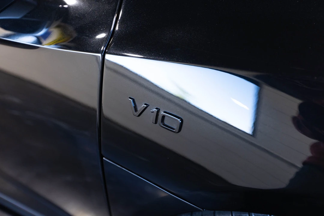 2017 Audi 4S R8 - Image 29 of 31
