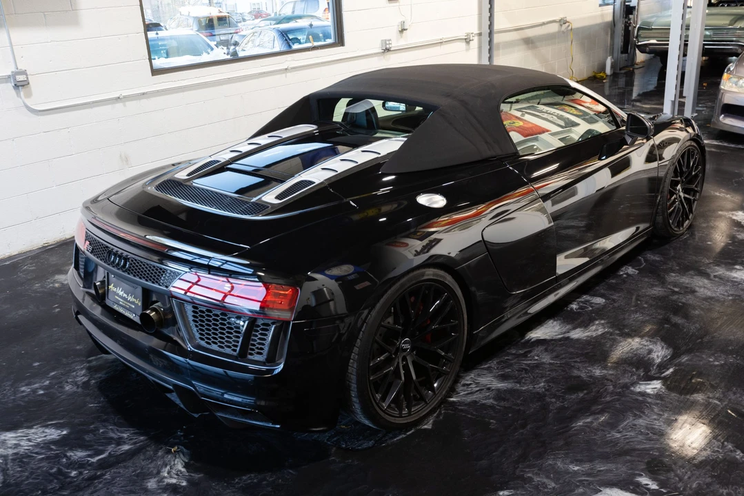 2017 Audi 4S R8 - Image 12 of 31